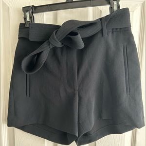 Never worn with tags—Aritizia Wilfred shorts.